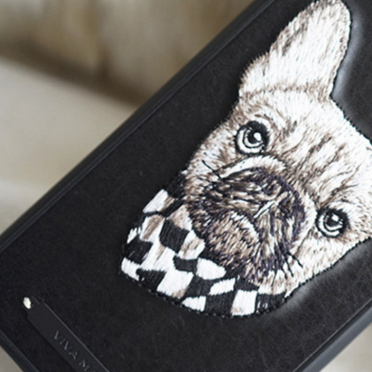 Phone case Black bulldog embroidery..